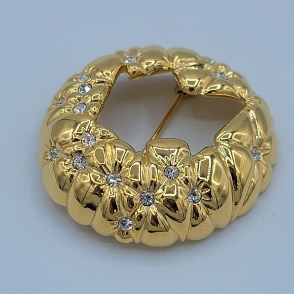 Swarovski Swan Vintage Gold Tone Crystal Brooch #847 - Picture 4 of 11